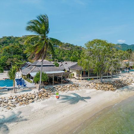 Absolute Beachfront Villas Баан Тай Экстерьер фото