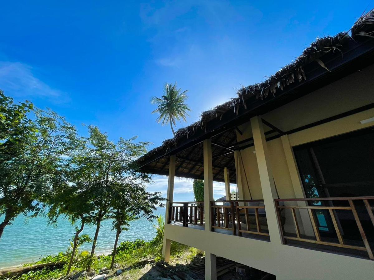Absolute Beachfront Villas Баан Тай Экстерьер фото